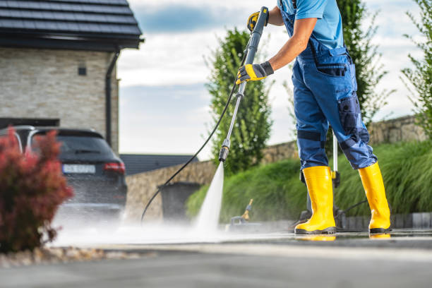 Best Sidewalk and Walkway Pressure Cleaning in Briarcliff, TX